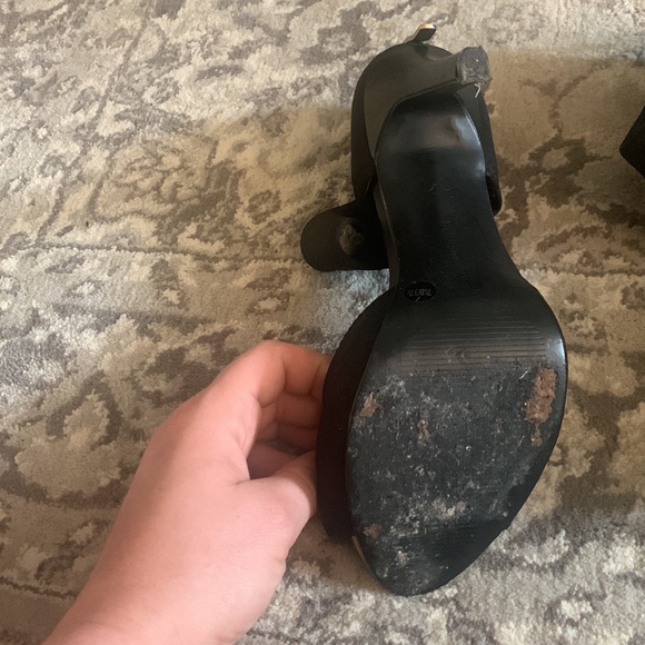 BCBG stiletto 👠 heels - Picture 5 of 5